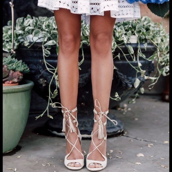 Marc Fisher Shoes - *NEW* Marc Fisher Larsa suede lace up‎ tassel heel Size 7M A40